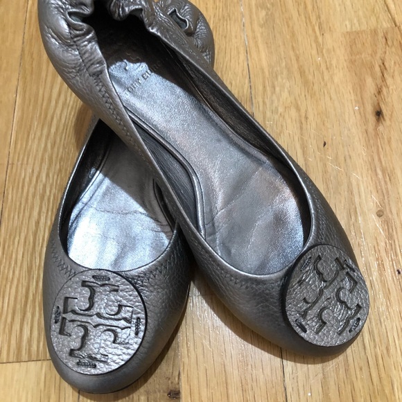 Tory Burch Flats Size 7 - Picture 1 of 6